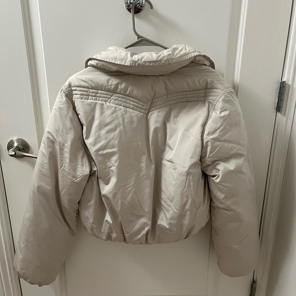 Urban Outfitters Bestie Puffer Jacket - Picture 2 of 5